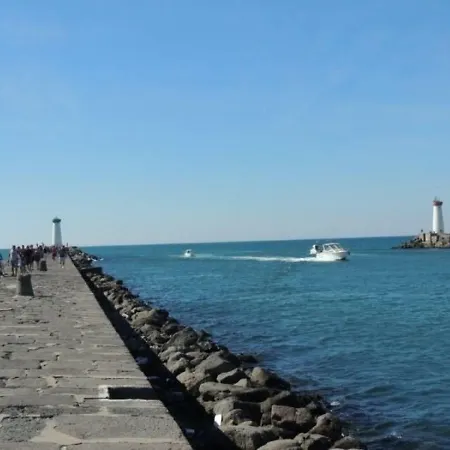 Location Le Grau D'agde 2 Pieces 4 Personnes 38 Agde